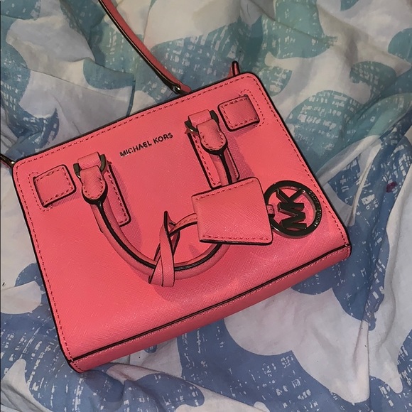 Michael Kors Purse - Picture 1 of 4